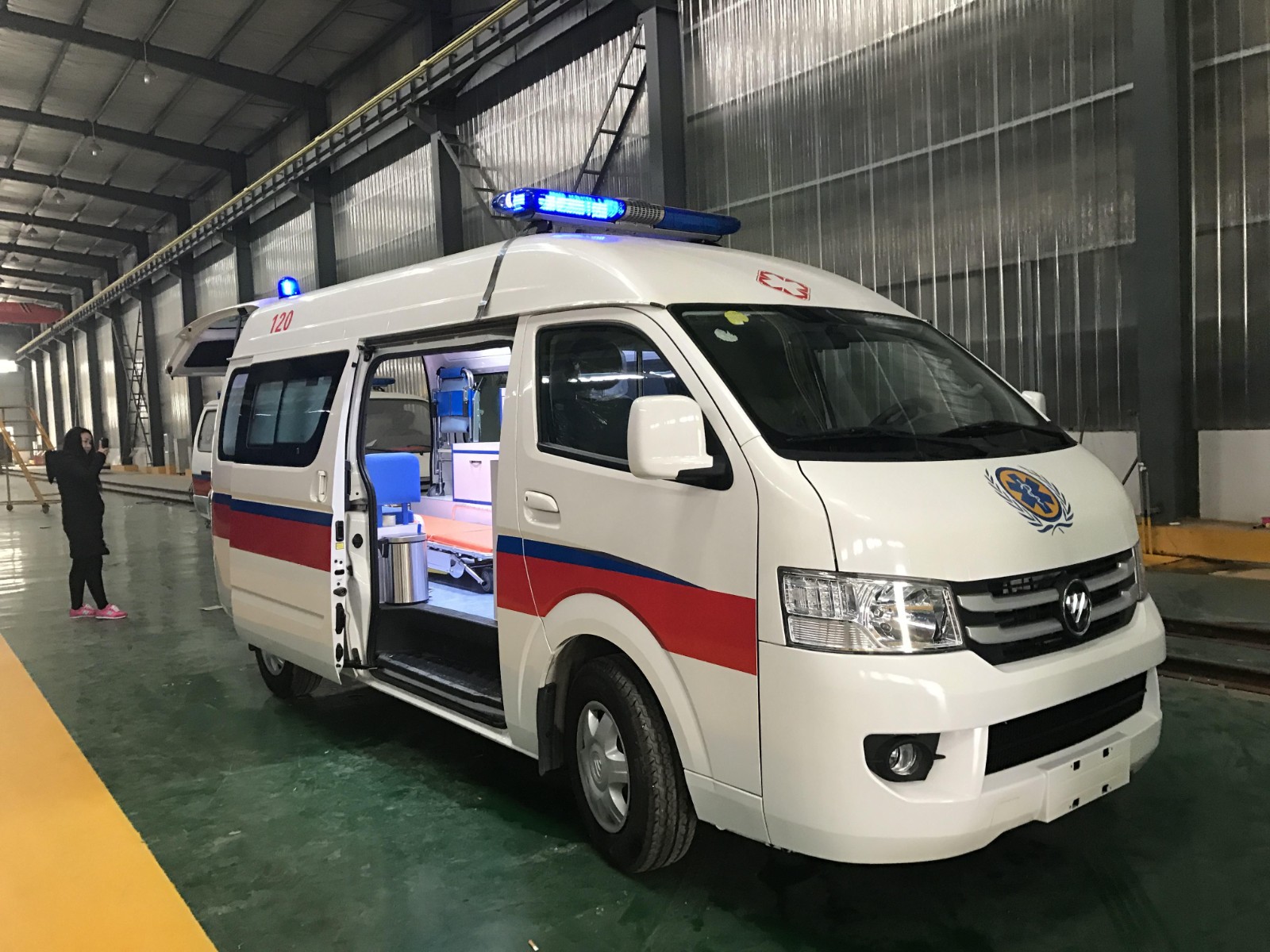 凤凰县救护车转院