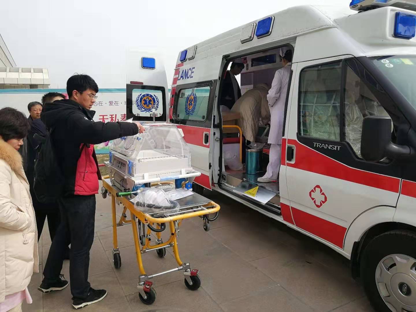 凤凰县救护车转院